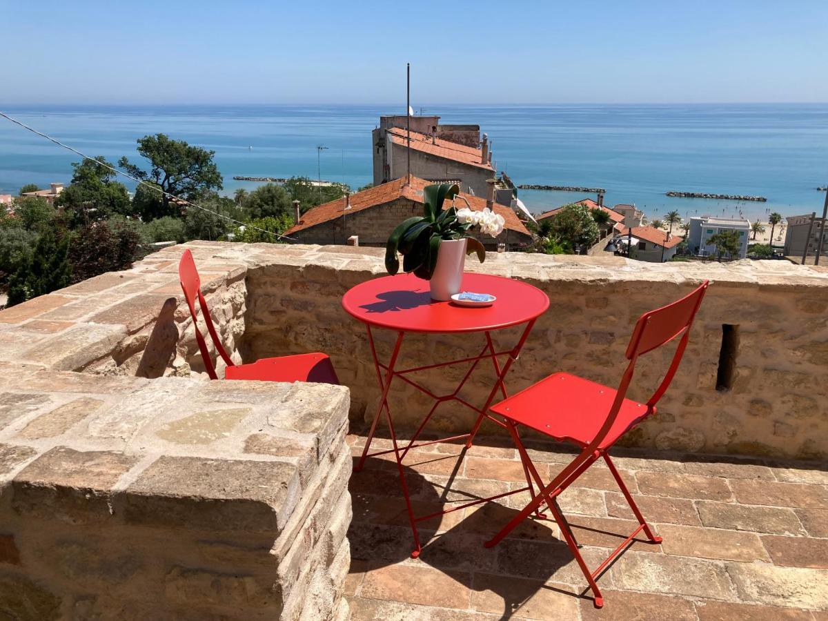 B&B Tre Finestre Sul Mare Гроттамаре Экстерьер фото