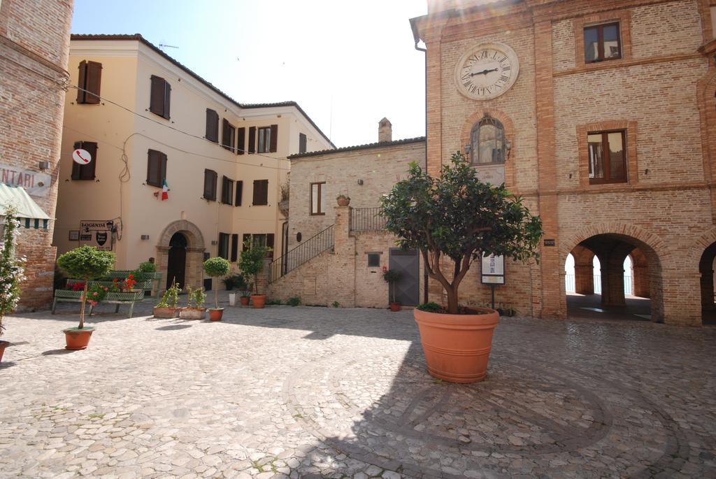 B&B Tre Finestre Sul Mare Гроттамаре Экстерьер фото